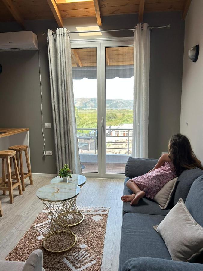 Villa Yseni Orikum Eksteriør billede